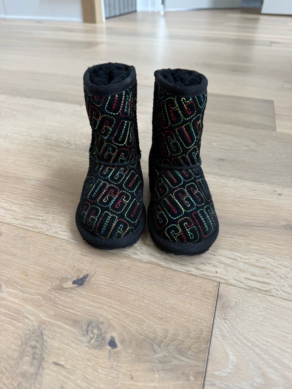 Brand New UGG Toddler Boots with Rainbow Logo Stitching